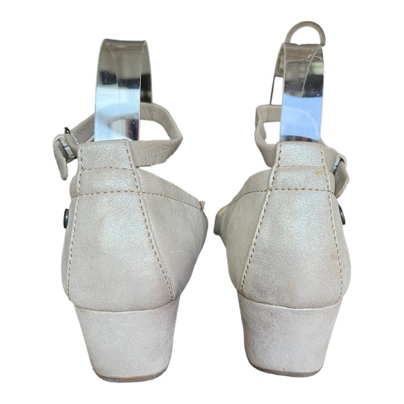 Anthropologie Bussola Tampere Ankle Strap Wedge Leather Heels in Golden Silver - Picture 7 of 16